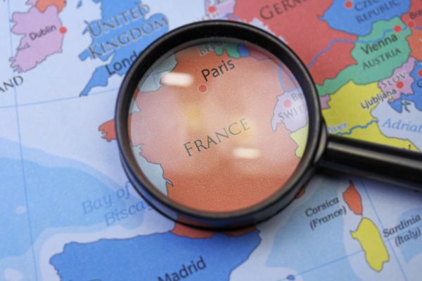 FRANCE'S HIDDEN DENTAL ISSUES